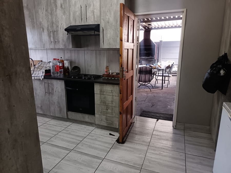 3 Bedroom Property for Sale in Beaconsfield Northern Cape